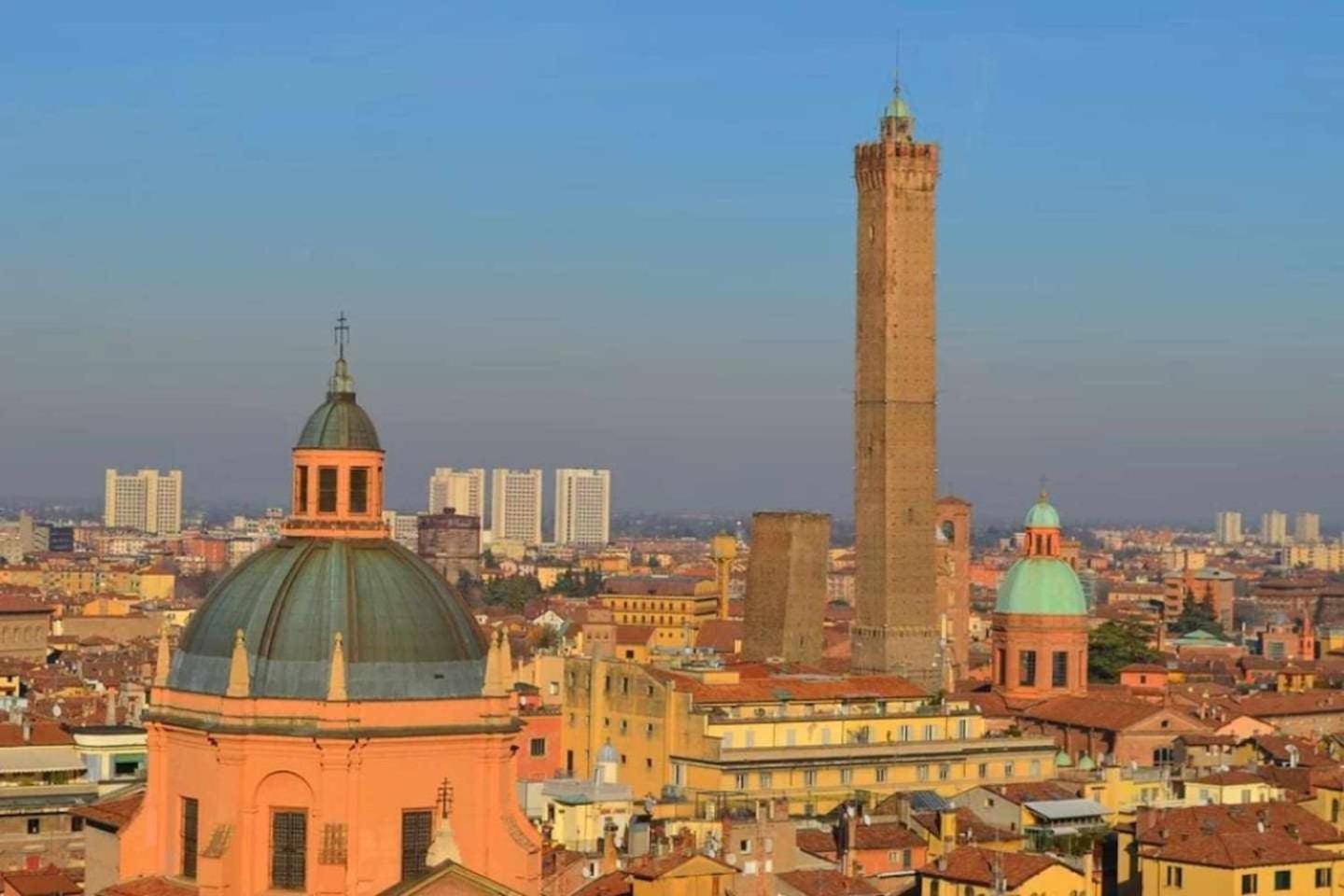 Suite La Montagnola Park 200M Stazione Centrale Bologna Exterior photo
