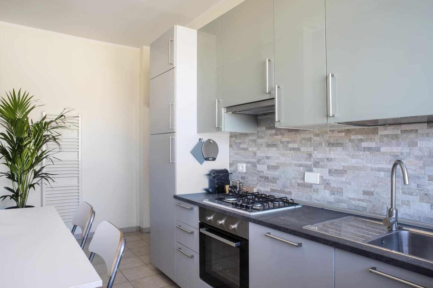 Suite La Montagnola Park 200M Stazione Centrale Bologna Exterior photo